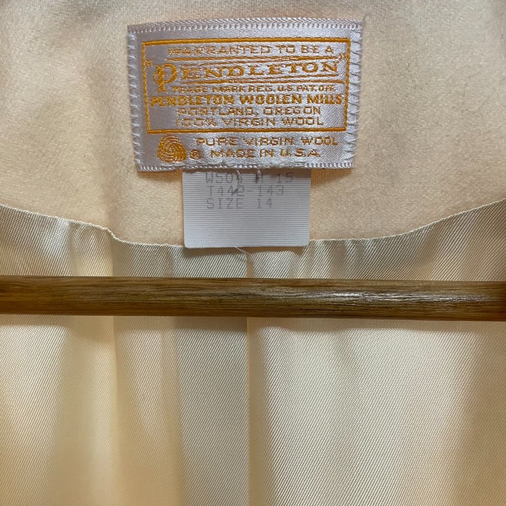 Vintage Pendleton Cream Blazer - Picture 3 of 7